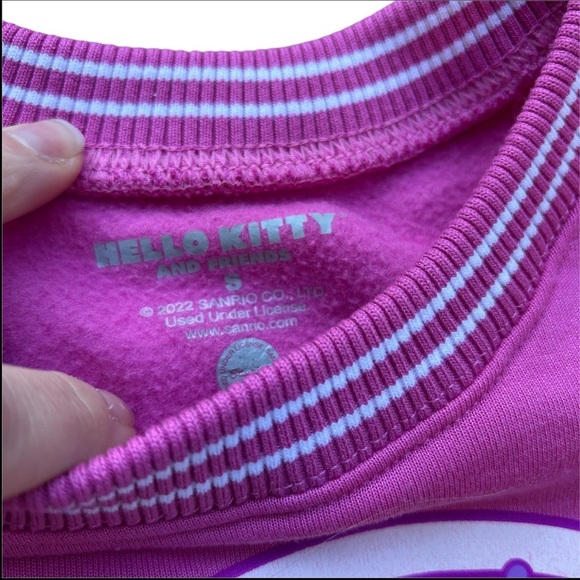 Women’s NWOT Hello Kitty and Friends Sweatshirt Size S - Picture 3 of 4